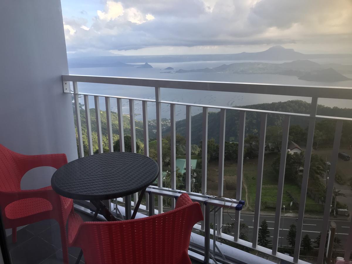 Holy Family Condo At Wind Residences,Tagaytay Tagaytay City Dış mekan fotoğraf