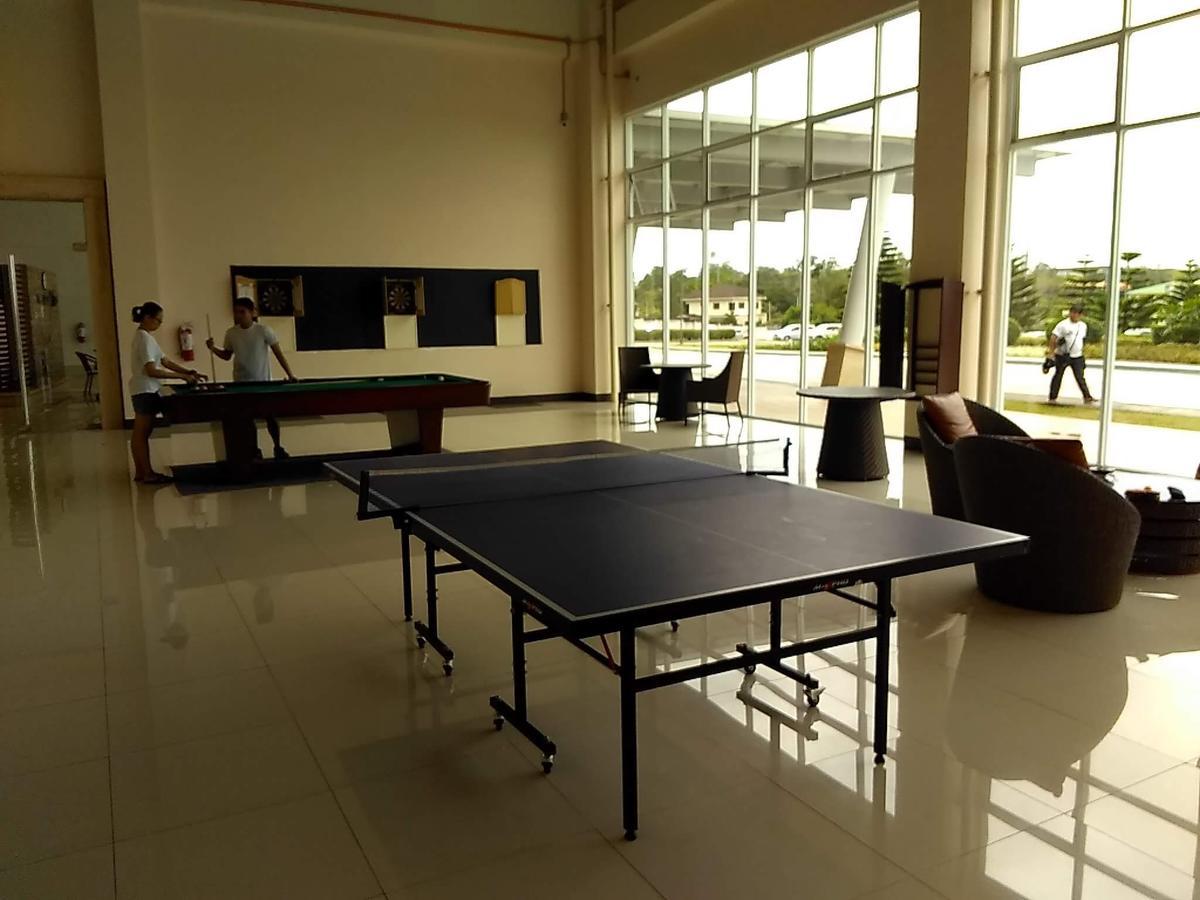 Holy Family Condo At Wind Residences,Tagaytay Tagaytay City Dış mekan fotoğraf