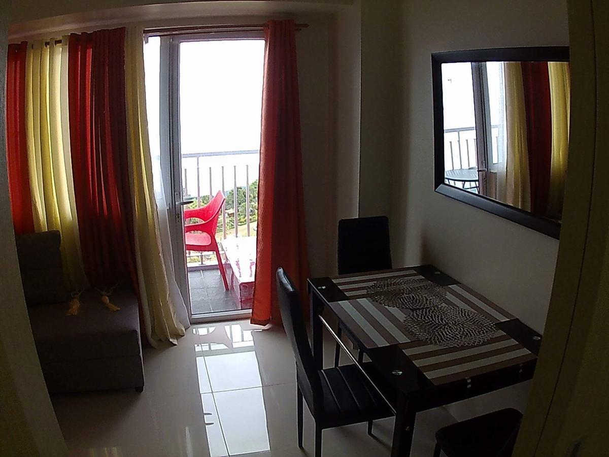 Holy Family Condo At Wind Residences,Tagaytay Tagaytay City Dış mekan fotoğraf